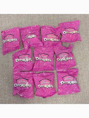 New Disney Doorables Series 7 - 10 Mystery Blind Bags Random Collectible Figures